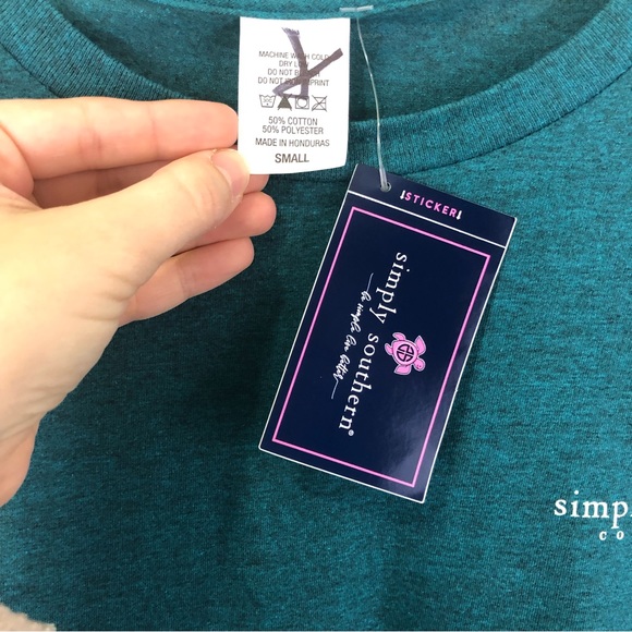 New With Tags Simply Southern Long Sleeve Teal Tee Size Small Messy Bun - Picture 3 of 5